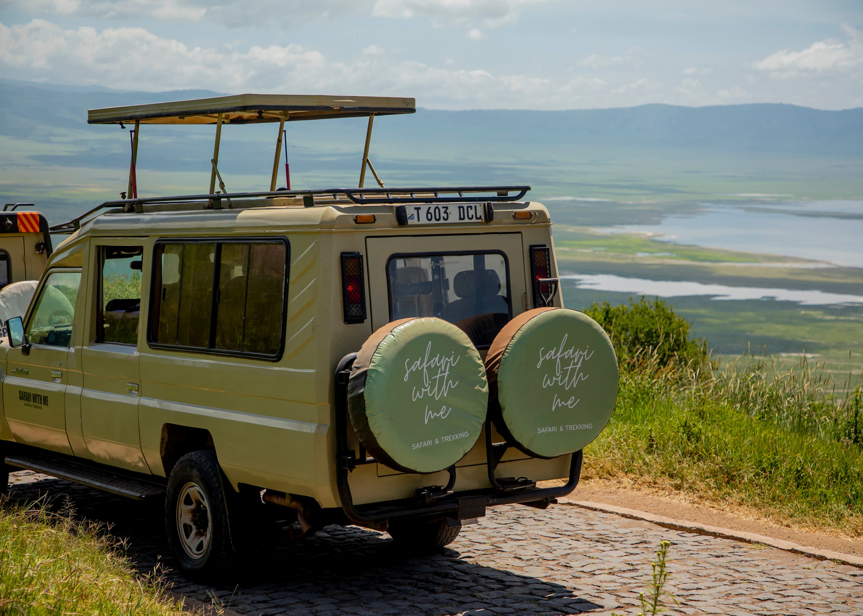 Safari Land Cruiser