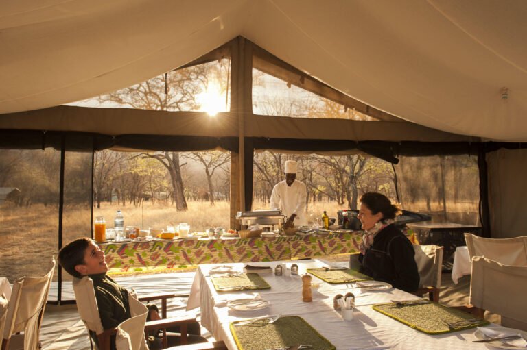 serengeti_kati_kati-_mess_tent